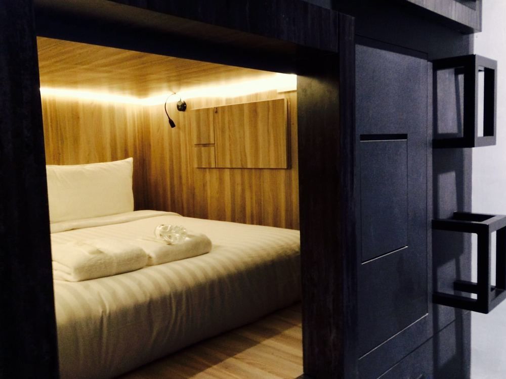 Cube Boutique Capsule At Chinatown Hotel kapsul